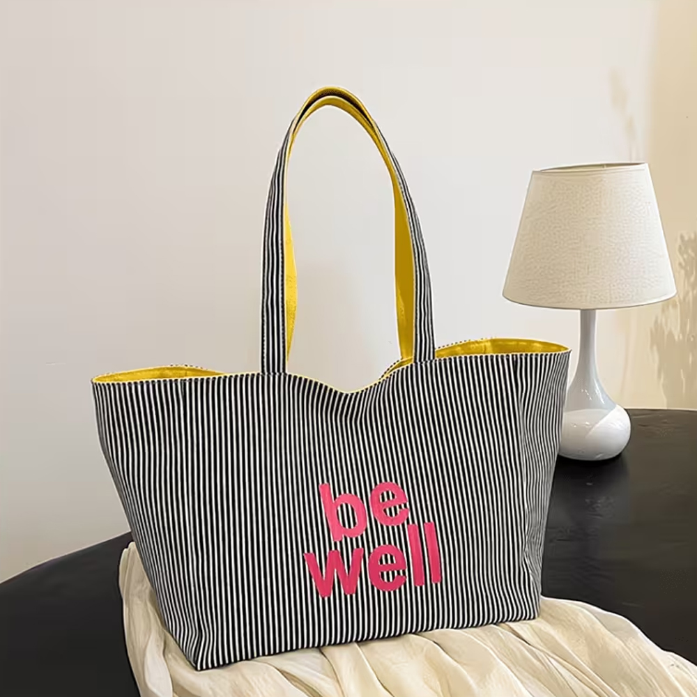 Fashionable Striped Printed Le - огляд і ціна Travel Accessories Tech